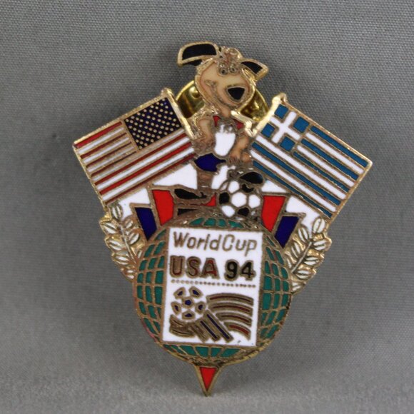 1994 Soccer World Cup Pin - Team Greece Dual Flag by Peter David - Metal Pin - Picture 3 of 3